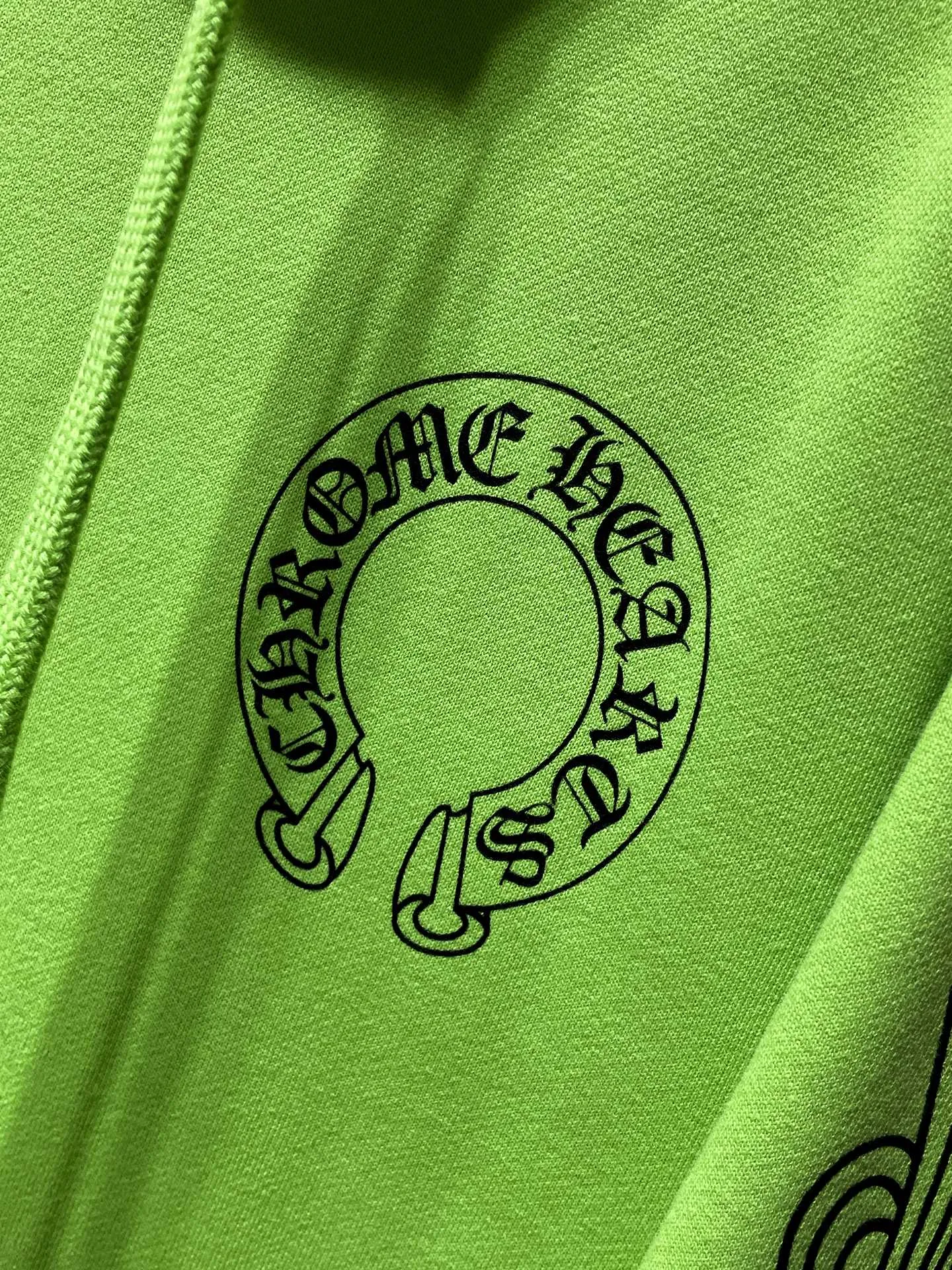 P240 Chrome Hearts Autumn and Winter 2025 Counter synchronization High-weight, environmentally friendly and high-quality top-quality fabrics Chrome Miami Ultra Limited Arm Horseshoe Hoody Counter synchronization 1:1 replica version Recommended colors: Limited green Limited orange Sizes: S, M, L, XL
